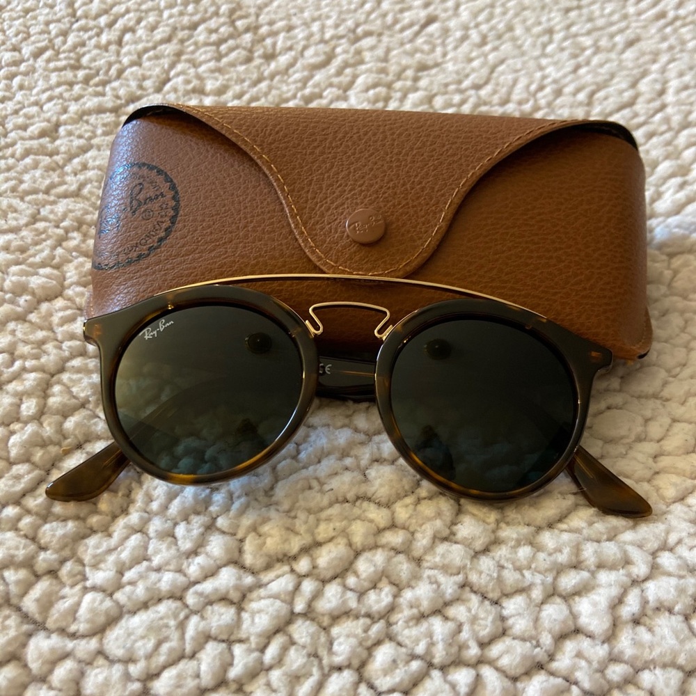 Never worn brand new Ray Bans